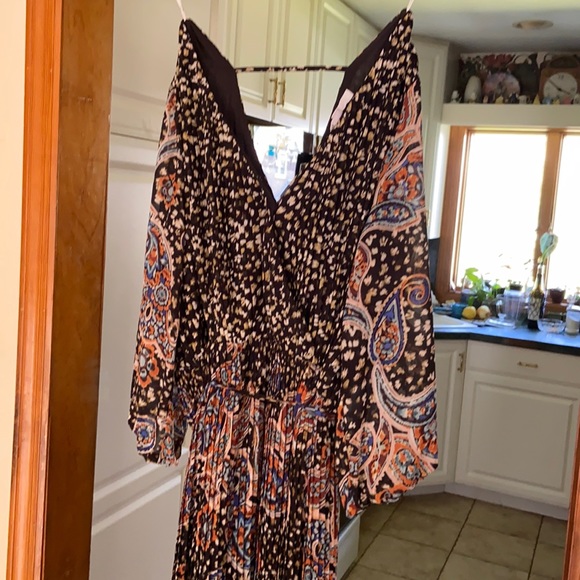 DR2 Dresses & Skirts - pleated maxi dress by DR2 size M- very flattering